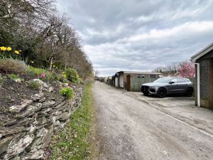 Photo 5- click for photo gallery